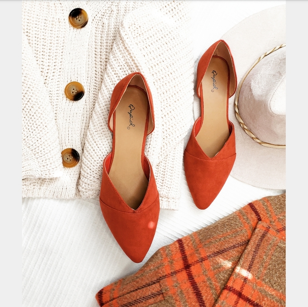 🚨END OF SUMMER SALE// Brick Red Flat - Picture 3 of 8